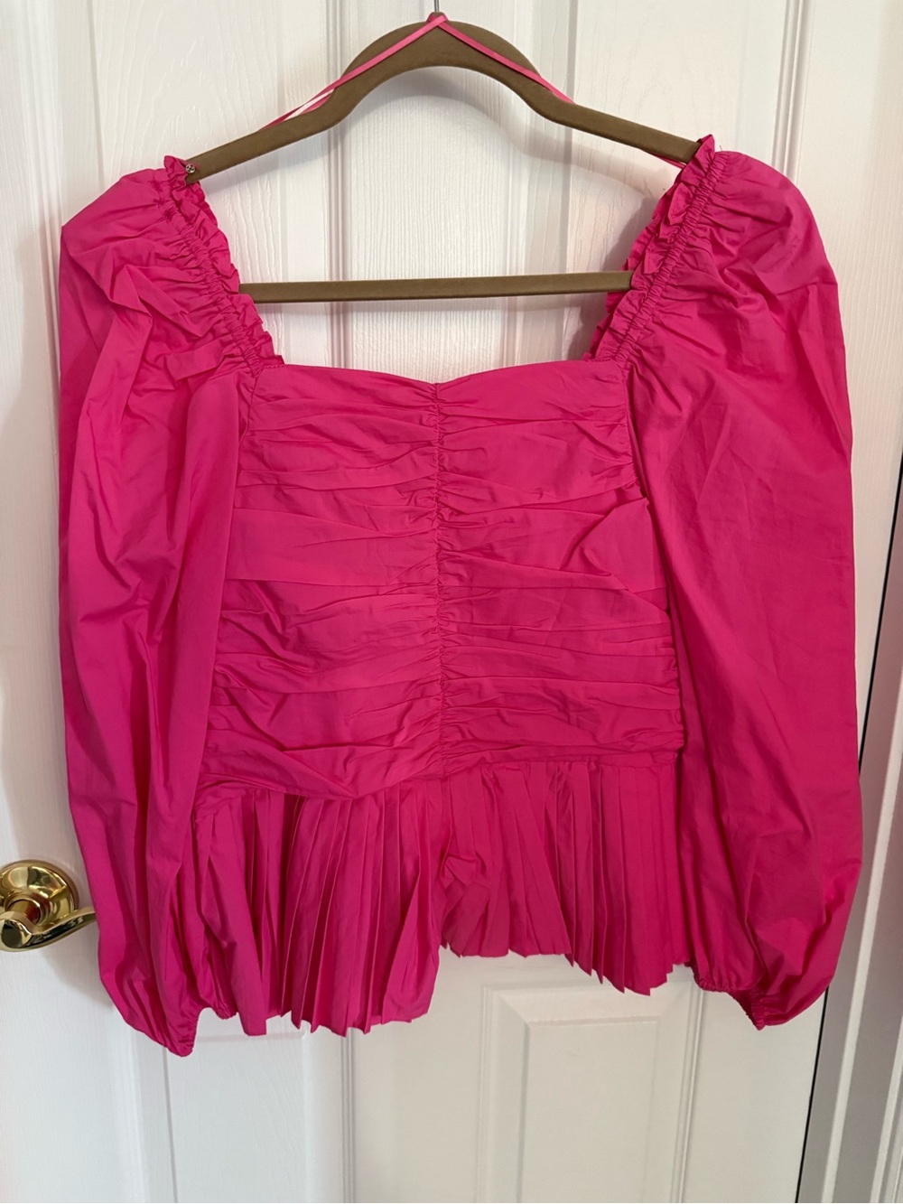 Tuckernuck Hyacinth House Mina Top Hot Pink Ruched Peplum Blouse - Picture 3 of 4
